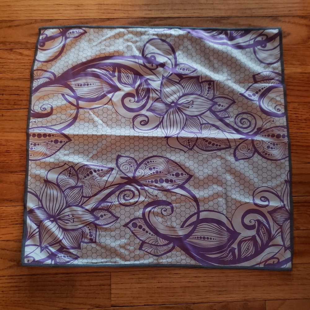 Norwex Grey & Purple Window Cloth